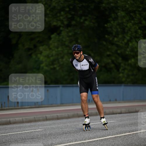 29.06.2025 - hella hamburg halbmarathon Dr. Thomas Lammeyer http://msf.ph/oto/8139302 29.06.2025 08:56:52 Kennedybrücke  meine-sportfotos.de