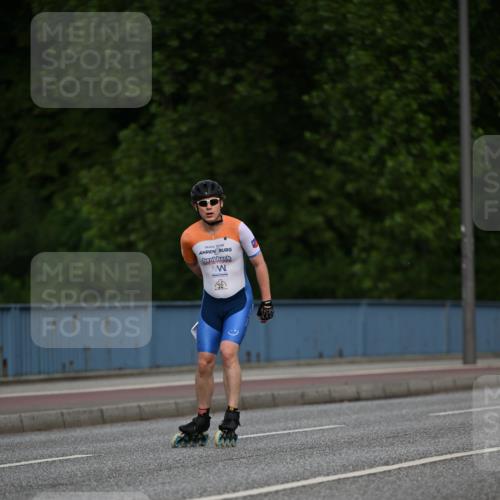 29.06.2025 - hella hamburg halbmarathon Dr. Thomas Lammeyer http://msf.ph/oto/8139310 29.06.2025 08:56:56 Kennedybrücke  meine-sportfotos.de