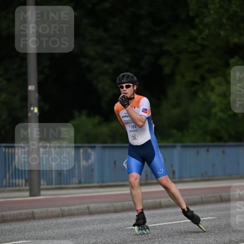 29.06.2025 - hella hamburg halbmarathon Dr. Thomas Lammeyer http://msf.ph/oto/8139325 29.06.2025 08:56:57 Kennedybrücke  meine-sportfotos.de