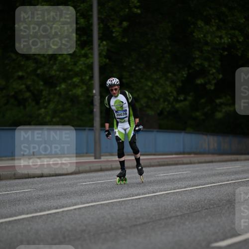 29.06.2025 - hella hamburg halbmarathon Dr. Thomas Lammeyer http://msf.ph/oto/8139376 29.06.2025 08:57:08 Kennedybrücke  meine-sportfotos.de