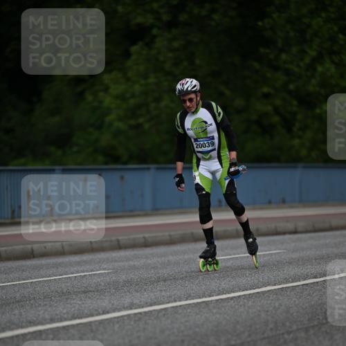29.06.2025 - hella hamburg halbmarathon Dr. Thomas Lammeyer http://msf.ph/oto/8139408 29.06.2025 08:57:09 Kennedybrücke  meine-sportfotos.de