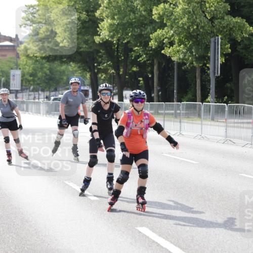 29.06.2025 - hella hamburg halbmarathon Jannik Wohlers http://msf.ph/oto/8139413 29.06.2025 09:03:14 Lombardsbrücke  meine-sportfotos.de