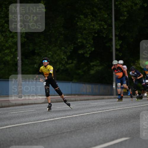 29.06.2025 - hella hamburg halbmarathon Dr. Thomas Lammeyer http://msf.ph/oto/8139418 29.06.2025 08:57:12 Kennedybrücke  meine-sportfotos.de
