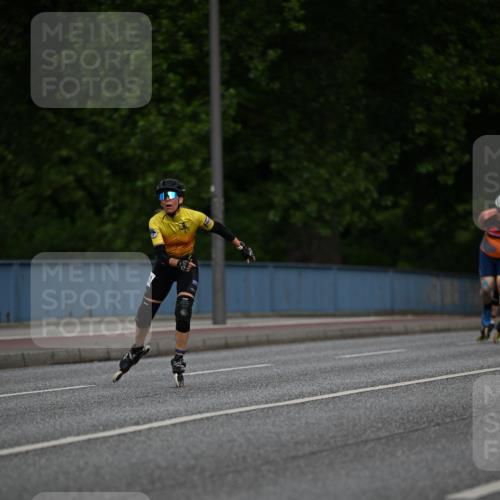 29.06.2025 - hella hamburg halbmarathon Dr. Thomas Lammeyer http://msf.ph/oto/8139431 29.06.2025 08:57:13 Kennedybrücke  meine-sportfotos.de
