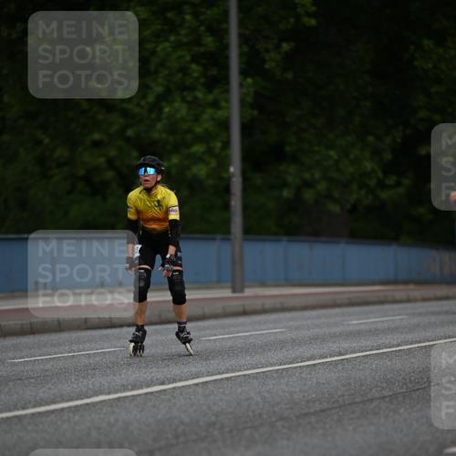 29.06.2025 - hella hamburg halbmarathon Dr. Thomas Lammeyer http://msf.ph/oto/8139435 29.06.2025 08:57:13 Kennedybrücke  meine-sportfotos.de