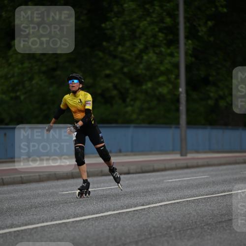 29.06.2025 - hella hamburg halbmarathon Dr. Thomas Lammeyer http://msf.ph/oto/8139442 29.06.2025 08:57:13 Kennedybrücke  meine-sportfotos.de