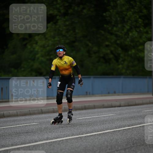 29.06.2025 - hella hamburg halbmarathon Dr. Thomas Lammeyer http://msf.ph/oto/8139446 29.06.2025 08:57:13 Kennedybrücke  meine-sportfotos.de
