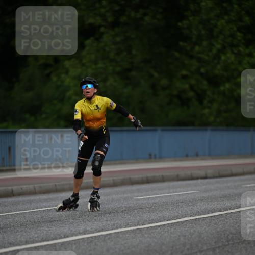 29.06.2025 - hella hamburg halbmarathon Dr. Thomas Lammeyer http://msf.ph/oto/8139448 29.06.2025 08:57:14 Kennedybrücke  meine-sportfotos.de