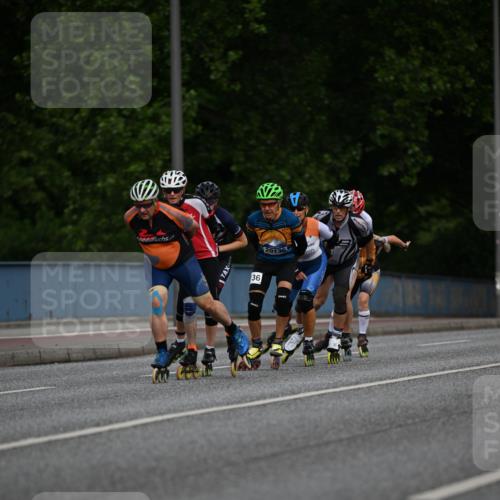 29.06.2025 - hella hamburg halbmarathon Dr. Thomas Lammeyer http://msf.ph/oto/8139455 29.06.2025 08:57:15 Kennedybrücke  meine-sportfotos.de