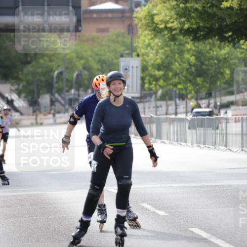 29.06.2025 - hella hamburg halbmarathon Jannik Wohlers http://msf.ph/oto/8139509 29.06.2025 09:03:24 Lombardsbrücke  meine-sportfotos.de