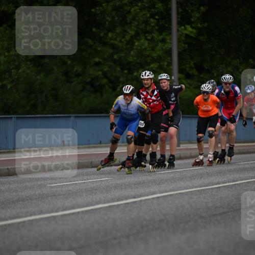 29.06.2025 - hella hamburg halbmarathon Dr. Thomas Lammeyer http://msf.ph/oto/8139512 29.06.2025 08:57:35 Kennedybrücke  meine-sportfotos.de