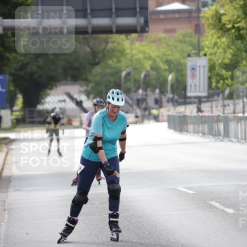 29.06.2025 - hella hamburg halbmarathon Jannik Wohlers http://msf.ph/oto/8139588 29.06.2025 09:03:29 Lombardsbrücke  meine-sportfotos.de