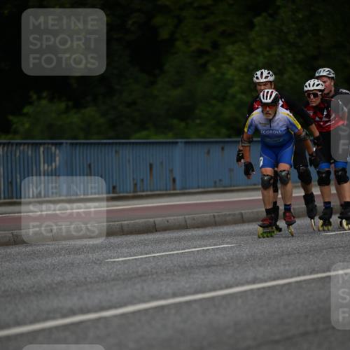29.06.2025 - hella hamburg halbmarathon Dr. Thomas Lammeyer http://msf.ph/oto/8139607 29.06.2025 08:57:36 Kennedybrücke  meine-sportfotos.de