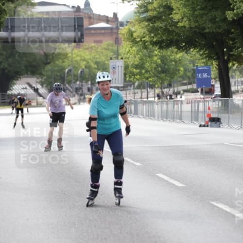 29.06.2025 - hella hamburg halbmarathon Jannik Wohlers http://msf.ph/oto/8139627 29.06.2025 09:03:30 Lombardsbrücke  meine-sportfotos.de