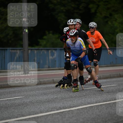 29.06.2025 - hella hamburg halbmarathon Dr. Thomas Lammeyer http://msf.ph/oto/8139641 29.06.2025 08:57:36 Kennedybrücke  meine-sportfotos.de