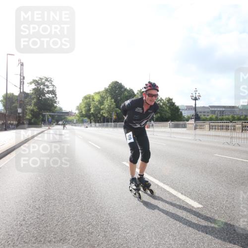 29.06.2025 - hella hamburg halbmarathon Jannik Wohlers http://msf.ph/oto/8139648 29.06.2025 08:55:26 Lombardsbrücke  meine-sportfotos.de