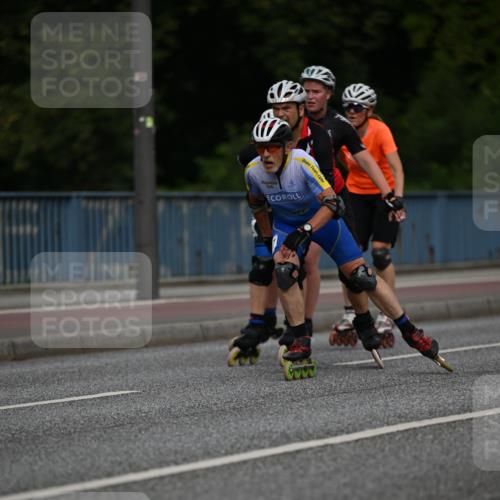 29.06.2025 - hella hamburg halbmarathon Dr. Thomas Lammeyer http://msf.ph/oto/8139650 29.06.2025 08:57:37 Kennedybrücke  meine-sportfotos.de