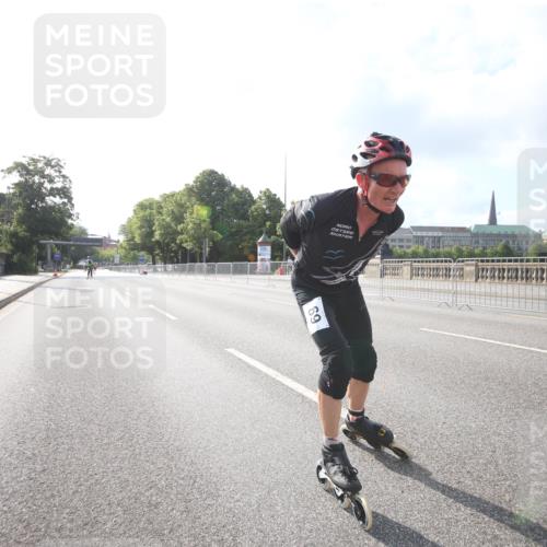 29.06.2025 - hella hamburg halbmarathon Jannik Wohlers http://msf.ph/oto/8139657 29.06.2025 08:55:26 Lombardsbrücke  meine-sportfotos.de