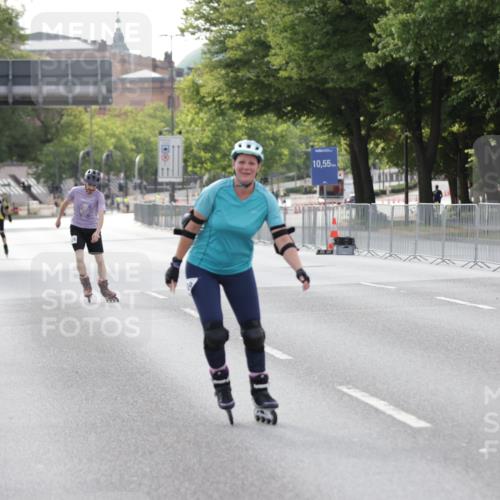 29.06.2025 - hella hamburg halbmarathon Jannik Wohlers http://msf.ph/oto/8139679 29.06.2025 09:03:30 Lombardsbrücke  meine-sportfotos.de