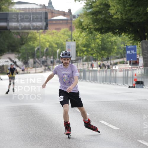 29.06.2025 - hella hamburg halbmarathon Jannik Wohlers http://msf.ph/oto/8139749 29.06.2025 09:03:33 Lombardsbrücke  meine-sportfotos.de