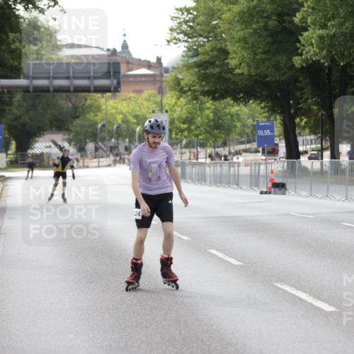 29.06.2025 - hella hamburg halbmarathon Jannik Wohlers http://msf.ph/oto/8139778 29.06.2025 09:03:33 Lombardsbrücke  meine-sportfotos.de