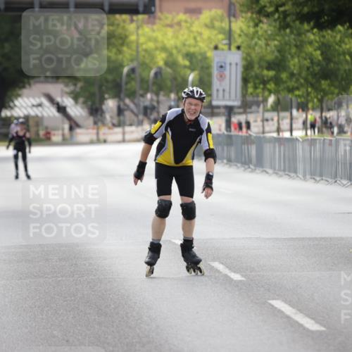 29.06.2025 - hella hamburg halbmarathon Jannik Wohlers http://msf.ph/oto/8139792 29.06.2025 09:03:40 Lombardsbrücke  meine-sportfotos.de
