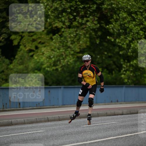 29.06.2025 - hella hamburg halbmarathon Dr. Thomas Lammeyer http://msf.ph/oto/8139795 29.06.2025 08:57:45 Kennedybrücke  meine-sportfotos.de