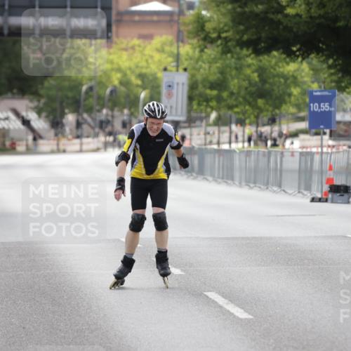29.06.2025 - hella hamburg halbmarathon Jannik Wohlers http://msf.ph/oto/8139801 29.06.2025 09:03:40 Lombardsbrücke  meine-sportfotos.de