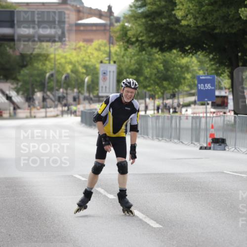 29.06.2025 - hella hamburg halbmarathon Jannik Wohlers http://msf.ph/oto/8139845 29.06.2025 09:03:41 Lombardsbrücke  meine-sportfotos.de