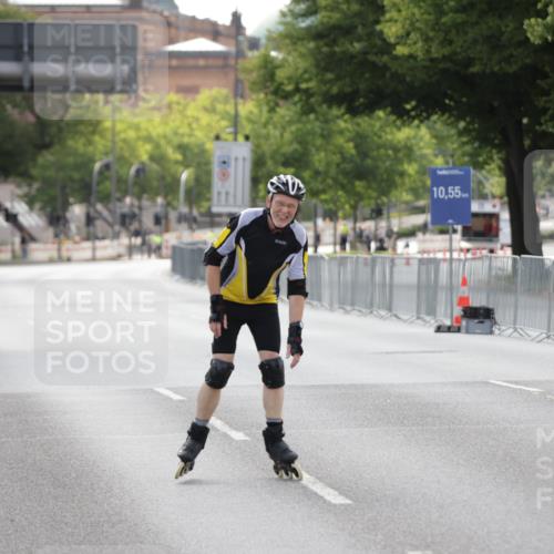 29.06.2025 - hella hamburg halbmarathon Jannik Wohlers http://msf.ph/oto/8139850 29.06.2025 09:03:41 Lombardsbrücke  meine-sportfotos.de