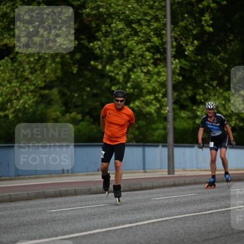 29.06.2025 - hella hamburg halbmarathon Dr. Thomas Lammeyer http://msf.ph/oto/8139881 29.06.2025 08:57:48 Kennedybrücke  meine-sportfotos.de