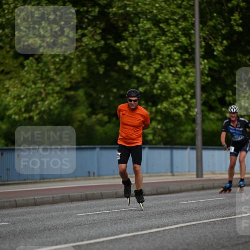 29.06.2025 - hella hamburg halbmarathon Dr. Thomas Lammeyer http://msf.ph/oto/8139885 29.06.2025 08:57:48 Kennedybrücke  meine-sportfotos.de