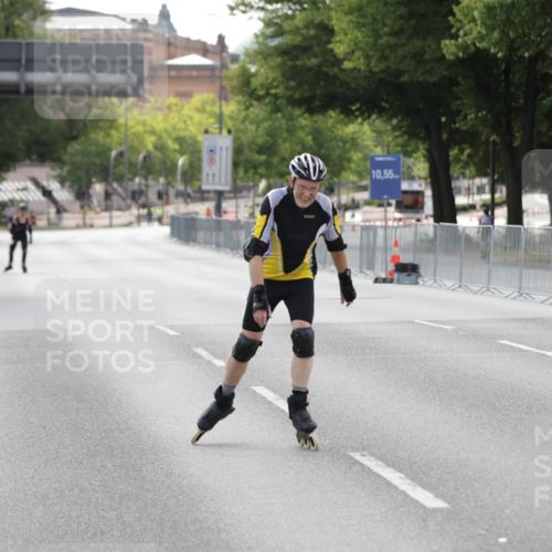 29.06.2025 - hella hamburg halbmarathon Jannik Wohlers http://msf.ph/oto/8139886 29.06.2025 09:03:42 Lombardsbrücke  meine-sportfotos.de