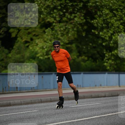 29.06.2025 - hella hamburg halbmarathon Dr. Thomas Lammeyer http://msf.ph/oto/8139905 29.06.2025 08:57:48 Kennedybrücke  meine-sportfotos.de