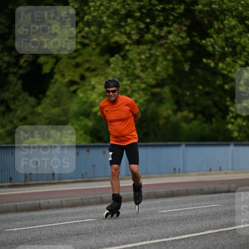 29.06.2025 - hella hamburg halbmarathon Dr. Thomas Lammeyer http://msf.ph/oto/8139910 29.06.2025 08:57:48 Kennedybrücke  meine-sportfotos.de