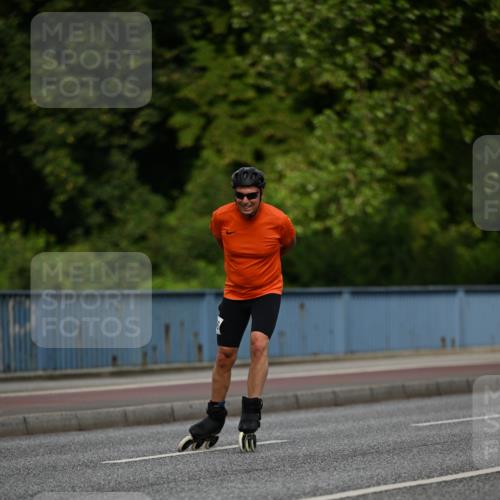 29.06.2025 - hella hamburg halbmarathon Dr. Thomas Lammeyer http://msf.ph/oto/8139920 29.06.2025 08:57:49 Kennedybrücke  meine-sportfotos.de