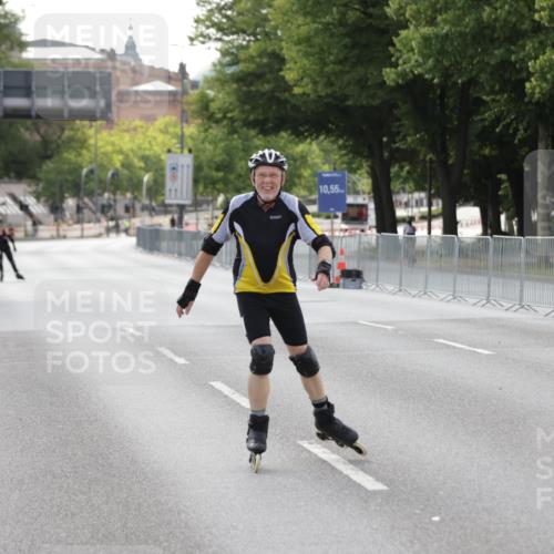 29.06.2025 - hella hamburg halbmarathon Jannik Wohlers http://msf.ph/oto/8139937 29.06.2025 09:03:42 Lombardsbrücke  meine-sportfotos.de