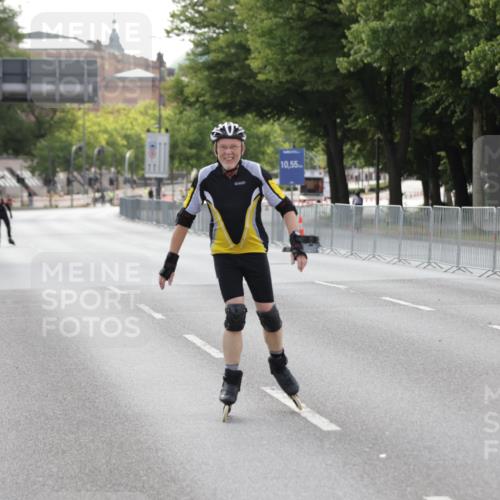 29.06.2025 - hella hamburg halbmarathon Jannik Wohlers http://msf.ph/oto/8139946 29.06.2025 09:03:42 Lombardsbrücke  meine-sportfotos.de