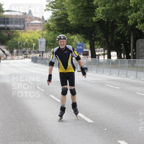 29.06.2025 - hella hamburg halbmarathon Jannik Wohlers http://msf.ph/oto/8139954 29.06.2025 09:03:43 Lombardsbrücke  meine-sportfotos.de