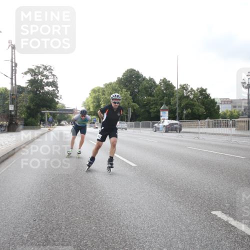 29.06.2025 - hella hamburg halbmarathon Jannik Wohlers http://msf.ph/oto/8139997 29.06.2025 08:55:52 Lombardsbrücke  meine-sportfotos.de