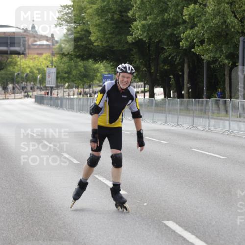 29.06.2025 - hella hamburg halbmarathon Jannik Wohlers http://msf.ph/oto/8140000 29.06.2025 09:03:43 Lombardsbrücke  meine-sportfotos.de