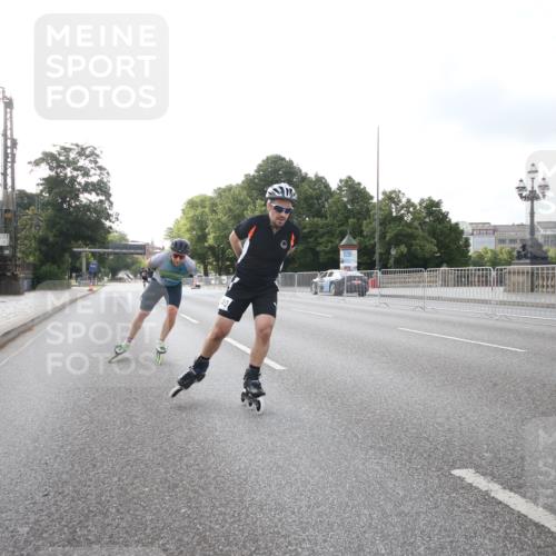 29.06.2025 - hella hamburg halbmarathon Jannik Wohlers http://msf.ph/oto/8140012 29.06.2025 08:55:52 Lombardsbrücke  meine-sportfotos.de