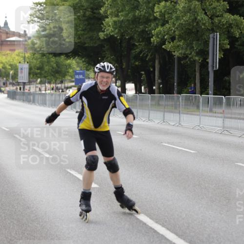 29.06.2025 - hella hamburg halbmarathon Jannik Wohlers http://msf.ph/oto/8140036 29.06.2025 09:03:43 Lombardsbrücke  meine-sportfotos.de