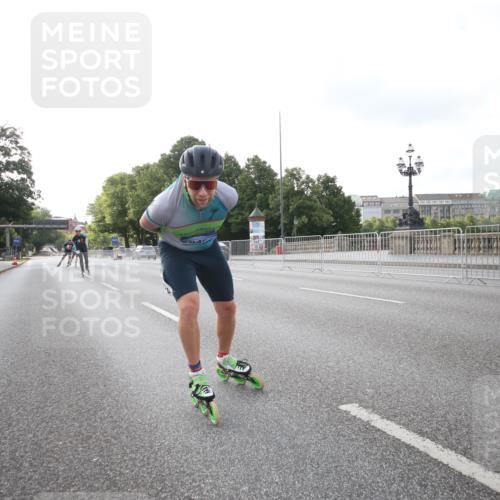 29.06.2025 - hella hamburg halbmarathon Jannik Wohlers http://msf.ph/oto/8140037 29.06.2025 08:55:53 Lombardsbrücke  meine-sportfotos.de