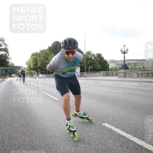 29.06.2025 - hella hamburg halbmarathon Jannik Wohlers http://msf.ph/oto/8140041 29.06.2025 08:55:53 Lombardsbrücke  meine-sportfotos.de
