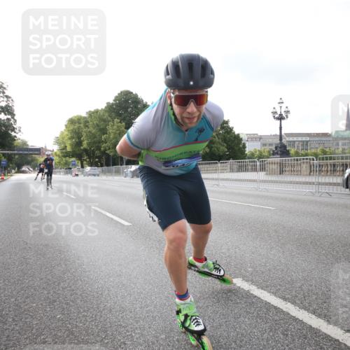 29.06.2025 - hella hamburg halbmarathon Jannik Wohlers http://msf.ph/oto/8140050 29.06.2025 08:55:53 Lombardsbrücke  meine-sportfotos.de