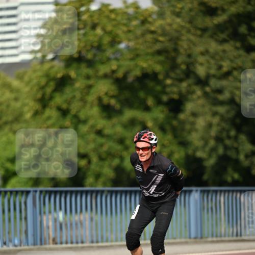 29.06.2025 - hella hamburg halbmarathon Dr. Thomas Lammeyer http://msf.ph/oto/8140052 29.06.2025 08:58:06 Kennedybrücke  meine-sportfotos.de