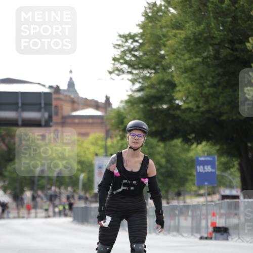 29.06.2025 - hella hamburg halbmarathon Jannik Wohlers http://msf.ph/oto/8140064 29.06.2025 09:03:54 Lombardsbrücke  meine-sportfotos.de