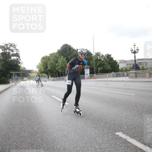 29.06.2025 - hella hamburg halbmarathon Jannik Wohlers http://msf.ph/oto/8140089 29.06.2025 08:55:55 Lombardsbrücke  meine-sportfotos.de