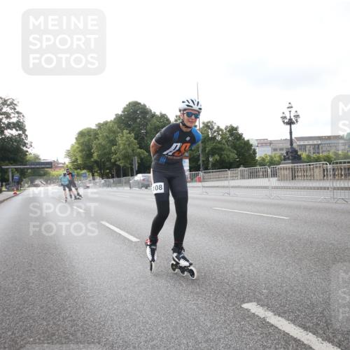 29.06.2025 - hella hamburg halbmarathon Jannik Wohlers http://msf.ph/oto/8140098 29.06.2025 08:55:55 Lombardsbrücke  meine-sportfotos.de
